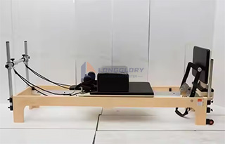 Wood Frame Reformers Solid Maple Pilates Reformer Wooden Core Training Bed Sliding Bed Pilates Machine